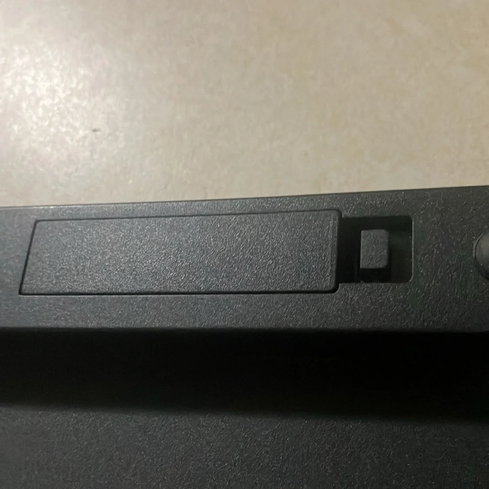 Merkury sleek black